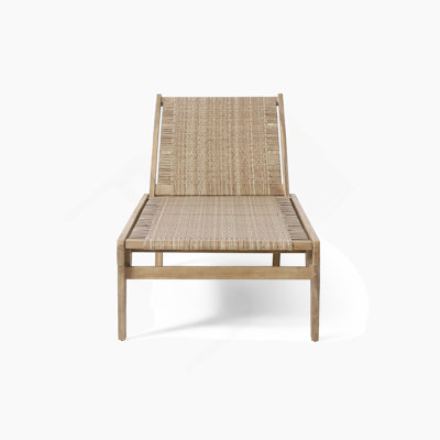 Luxueuse chaise longue Benfield pour une détente et un confort ultimes dans la cour, idéale pour les loisirs