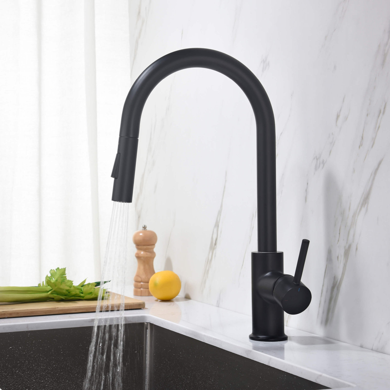 Circular Pull-Down Kitchen Faucet, Matte Black