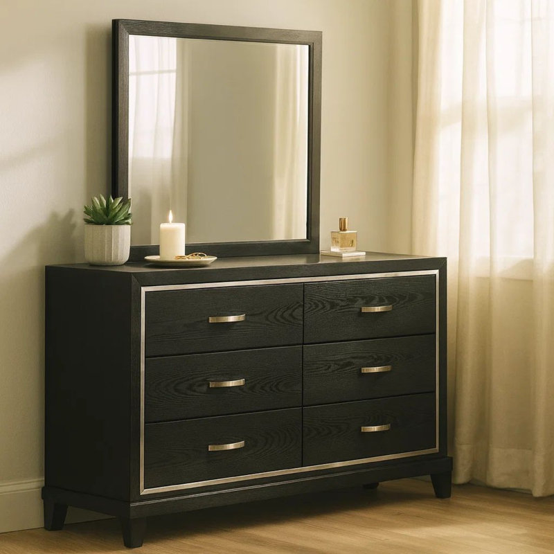 Commode large Lyla, garniture argentée, 6 tiroirs, pieds fuselés, bois noir