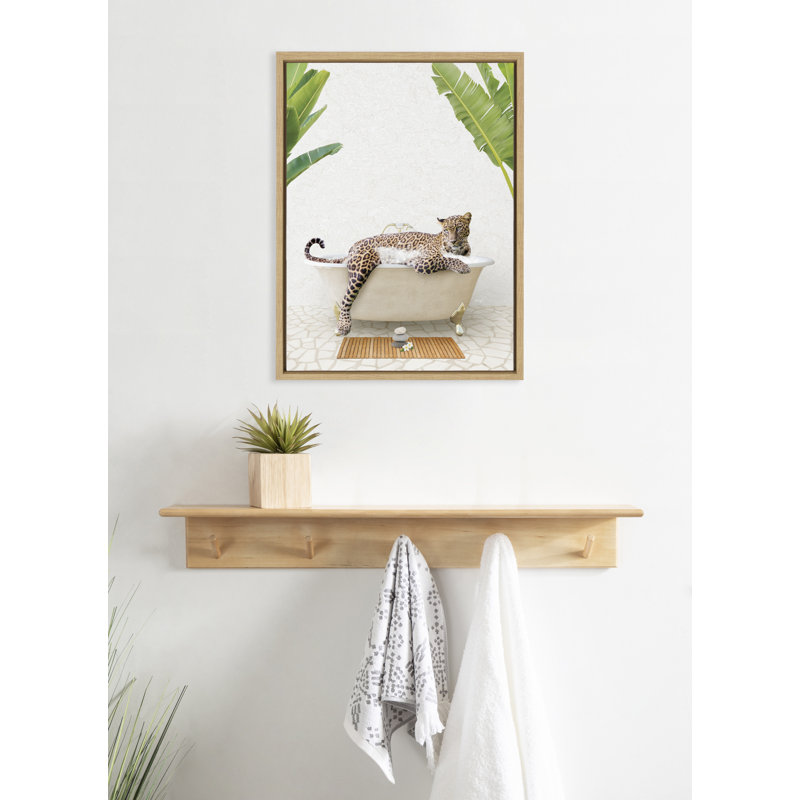 «Leopard in Bali Bath» par Amy Peterson, reproduction d'art sur toile encadrée