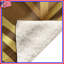 Couvertures dorées à motif de chevrons-128547793