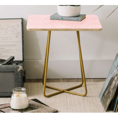 Table de bout à pieds croisés