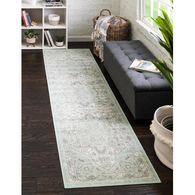 Tapis traditionnel Matthei couleur mousse