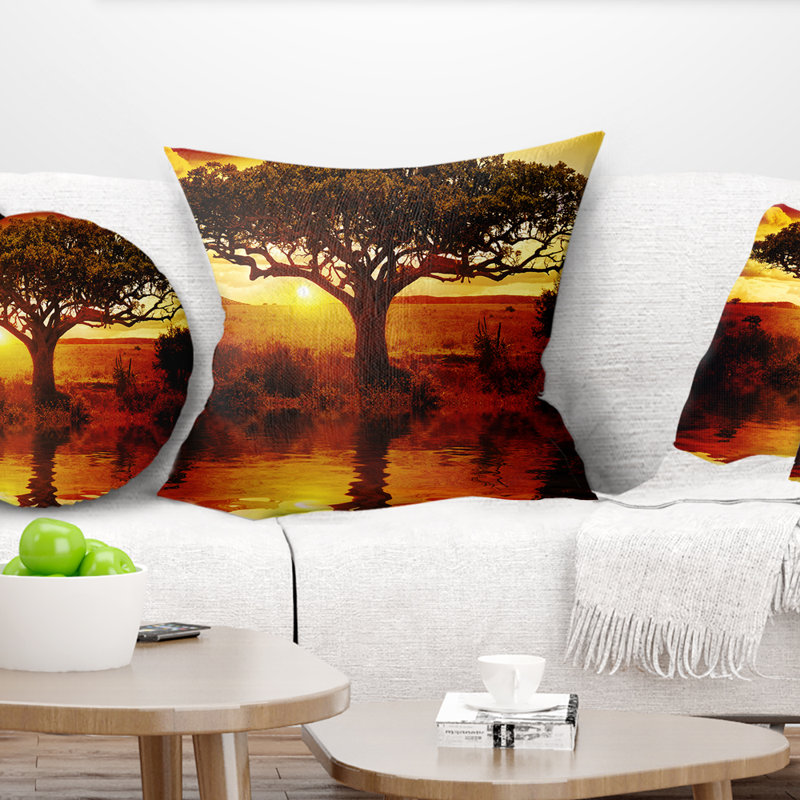 Coussin Lonely Tree, 16 po x 16 po, Coussin décoratif