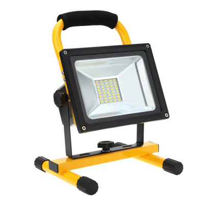 30W Rechargeable led floodlight, 2400 Lumens, 7.4V 2200mah, UK wall charger, 6000K+R B flash