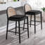 Tabourets de bar modernes avec tabourets de bar rembourrés avec dossier en rotin et pieds en bois-319298044-319297922
