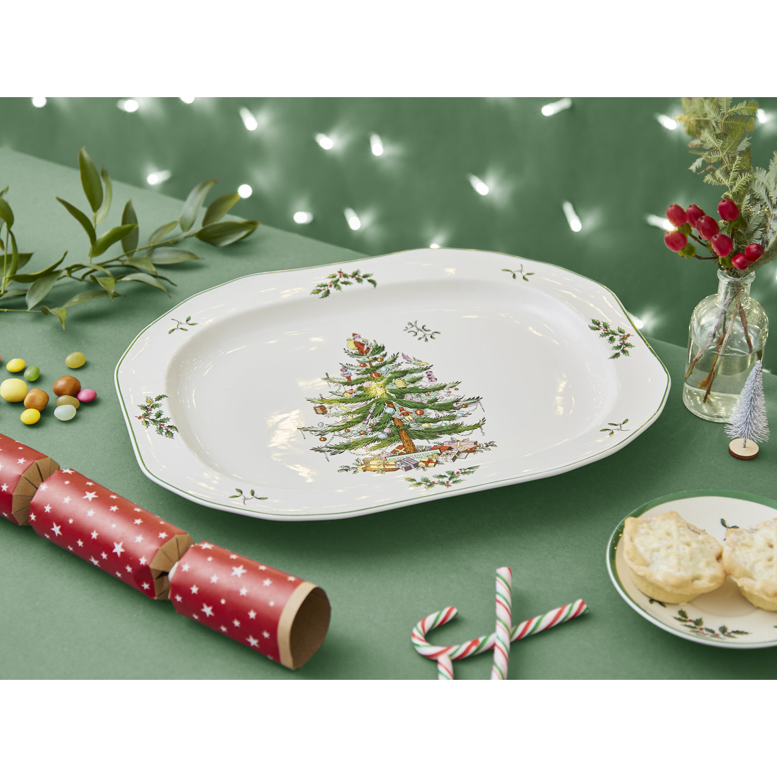 Spode Christmas Tree Sculpted Oval Platter