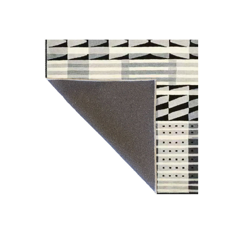 Tapis lavable noir à motif géométrique rectangulaire, Sous-tapis rectangulaire 4 pi 7 po x 6 pi 7 po inc