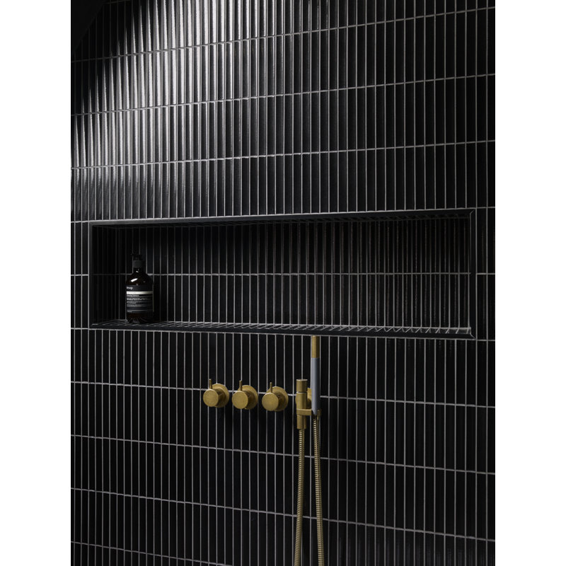 Yuki Border Singular Tile, Red
