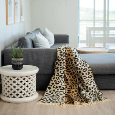 Aryonna Throw Blanket