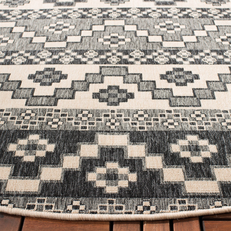 Northpoint Veranda Geometric Indoor/Outdoor Area Rug, Runner 2'3" x 10'