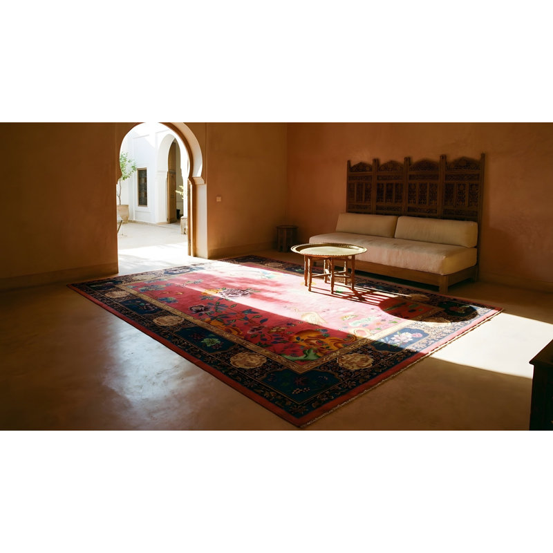 Hand Knotted Wool Floral Area Rug in Pink