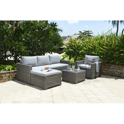 Mint Outdoor Marbella Rattan Corner Gardenlounge Set With Armchair