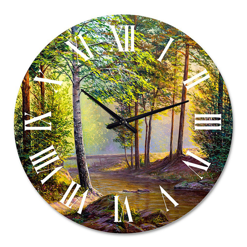 Horloge murale traditionnelle à l'aube, Grand