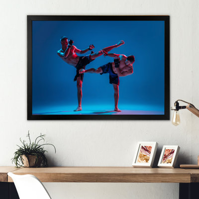 «Two Mma Fighters Boxing I» sur toile