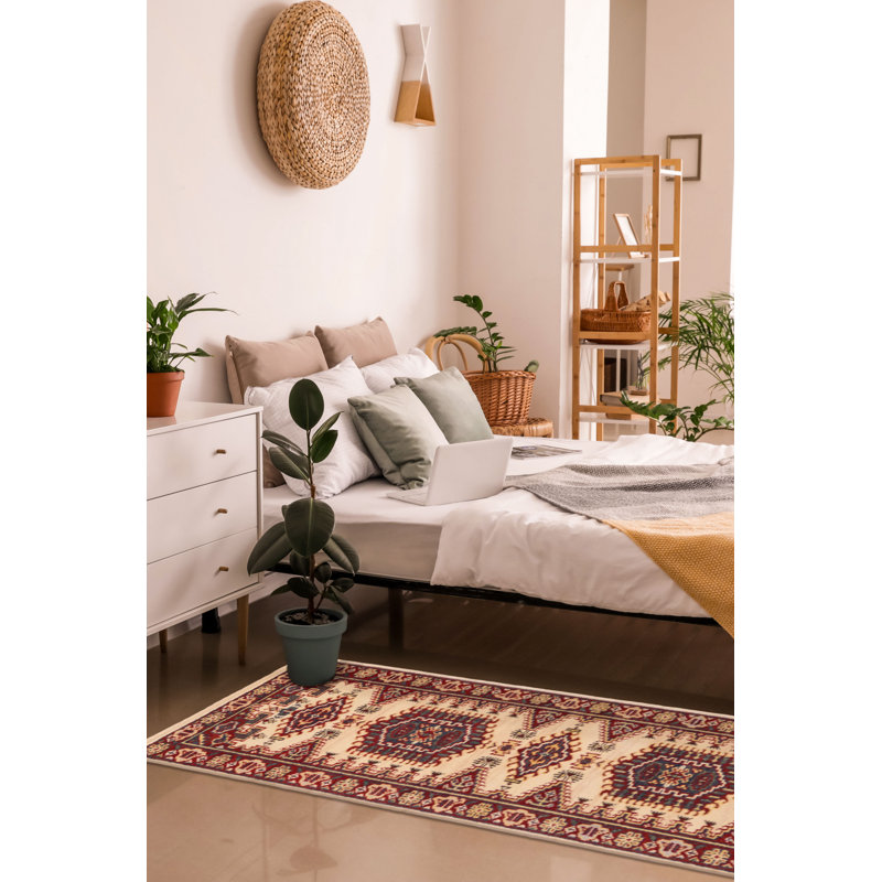 Tapis crème Jules Serapi 2 pi 7 po x 7 pi 9 po