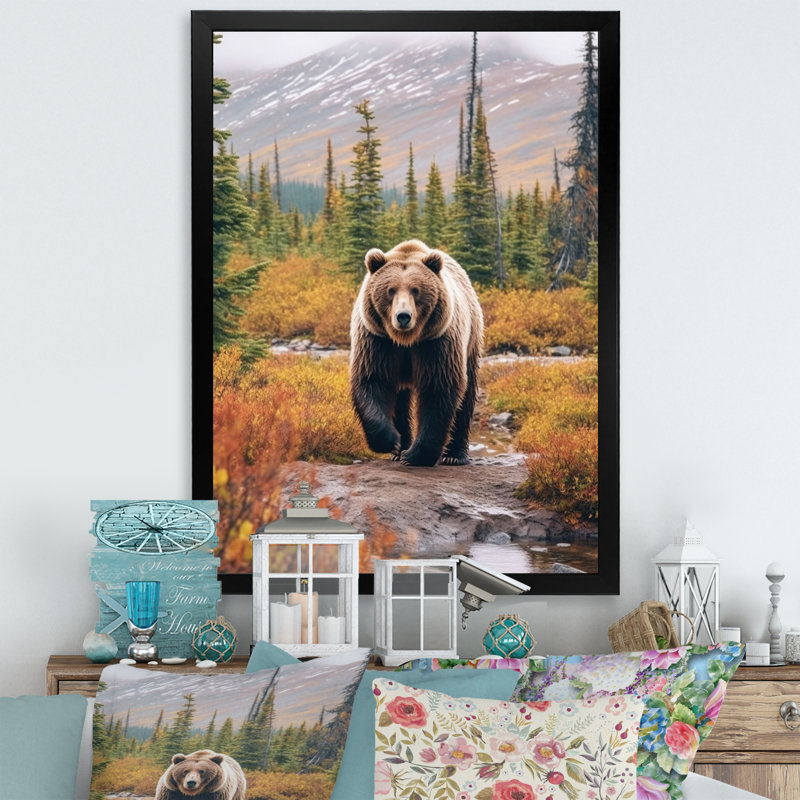 «Grizzly Bear In Alaska Scenery II», art sur toile Alaska, H 44 po x l 34 po x P 1,5 po, Cadre photo noir