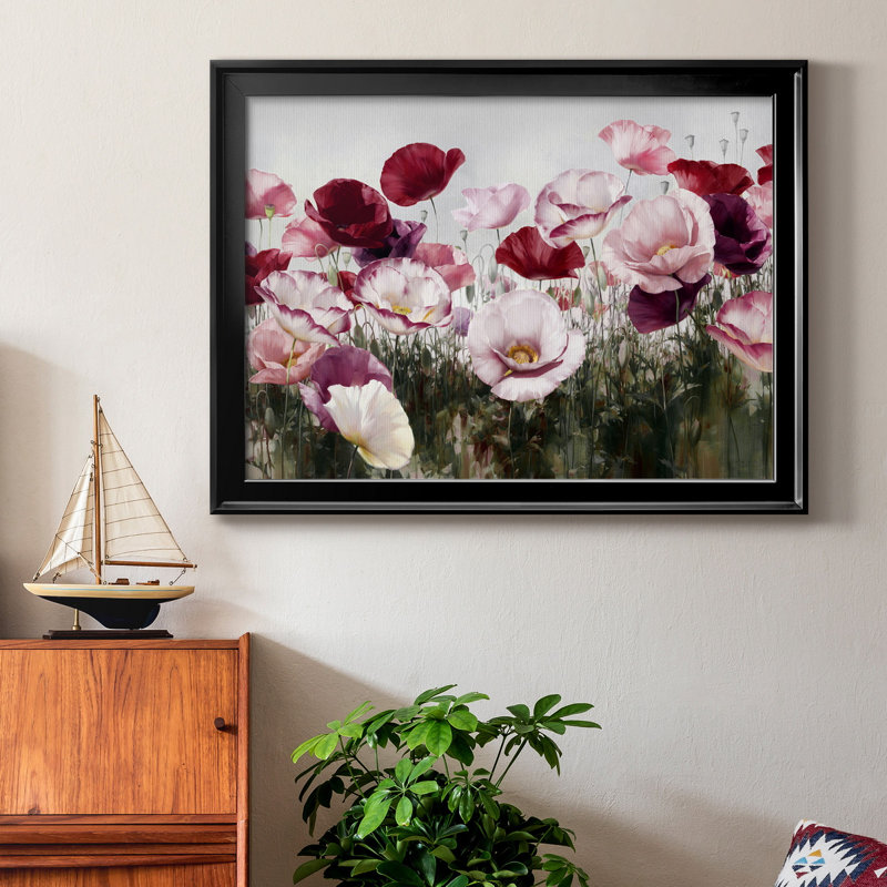 Royal Poppy Field - peinture encadrée, Toile avec cadre noir, H 26,5 po x l 36,5 po x P 1,5 po