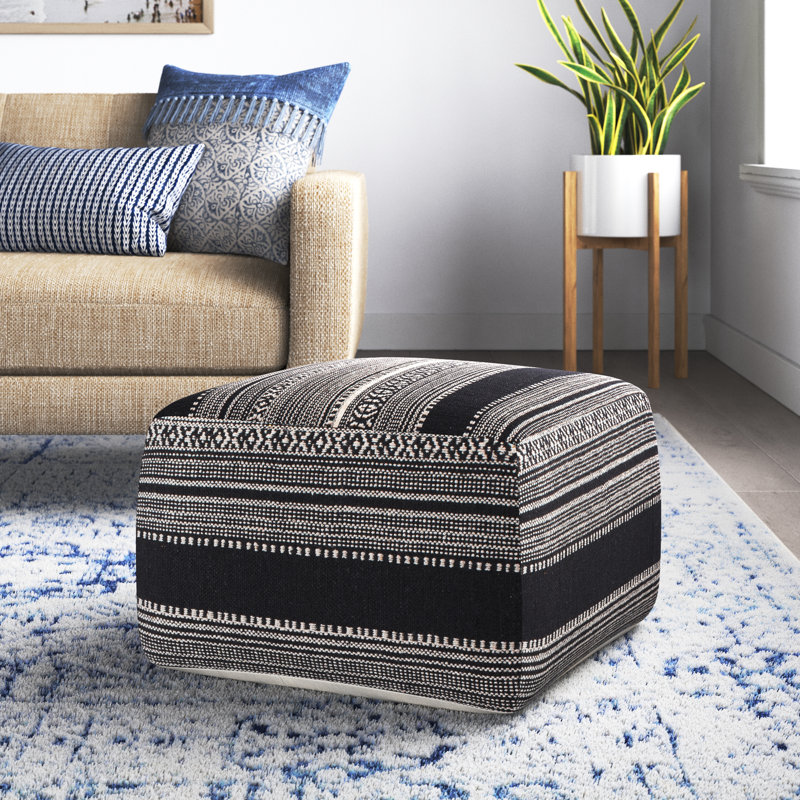 Pouf carré rayé de 22 po de largeur Eolia