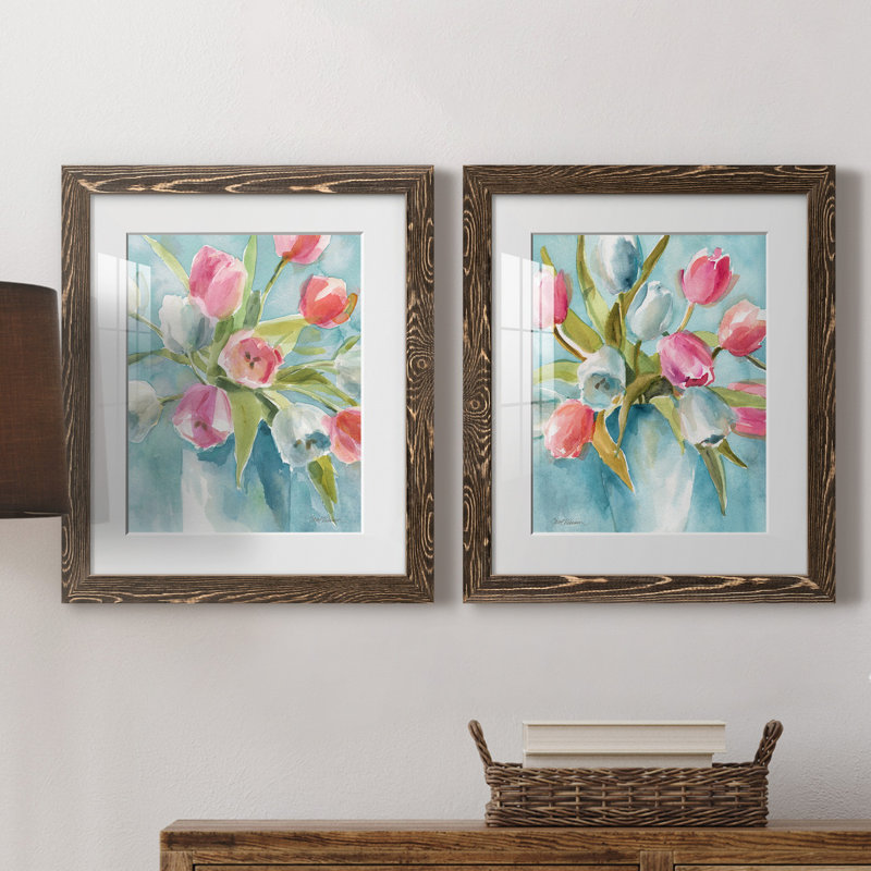 Today's Tulips I - ensemble de 2 reproductions d'art sur papier, H 24 po x l 36 po x P 1,5 po, Papier, cadre noyer, Blanc