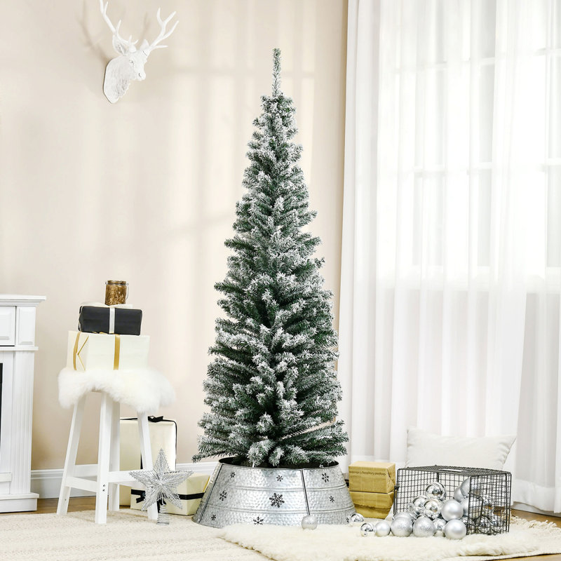 Arbre de Noël artificiel mince enneigé 6 pi avec branches réalistes et 492 pointes