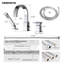 Bec de baignoire sur le comptoir avec douchette-92727664