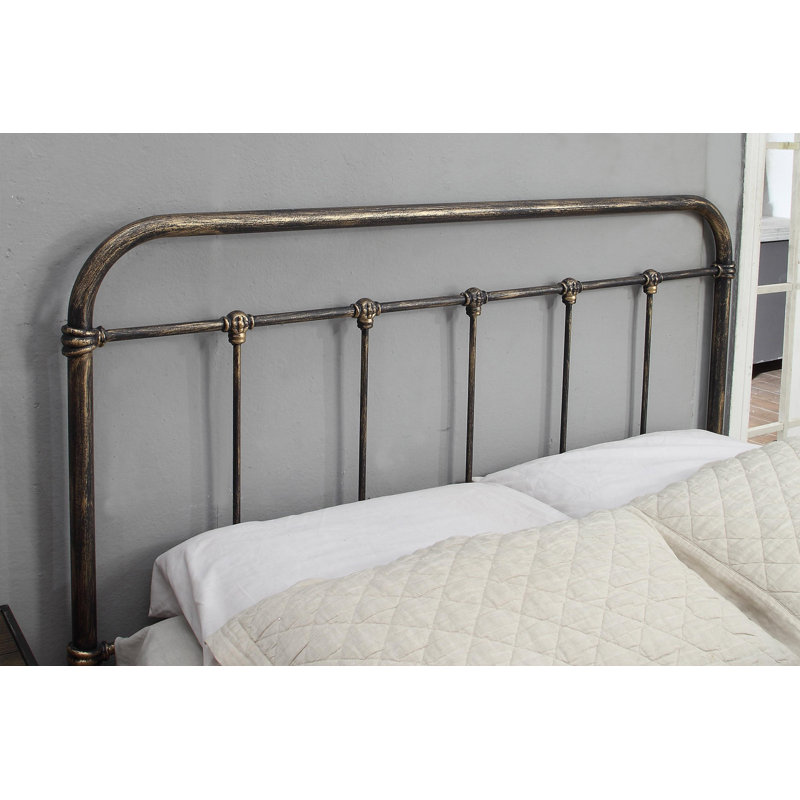 Charlottesville Bed with Mattress, No Mattress Required, Small Double (4')