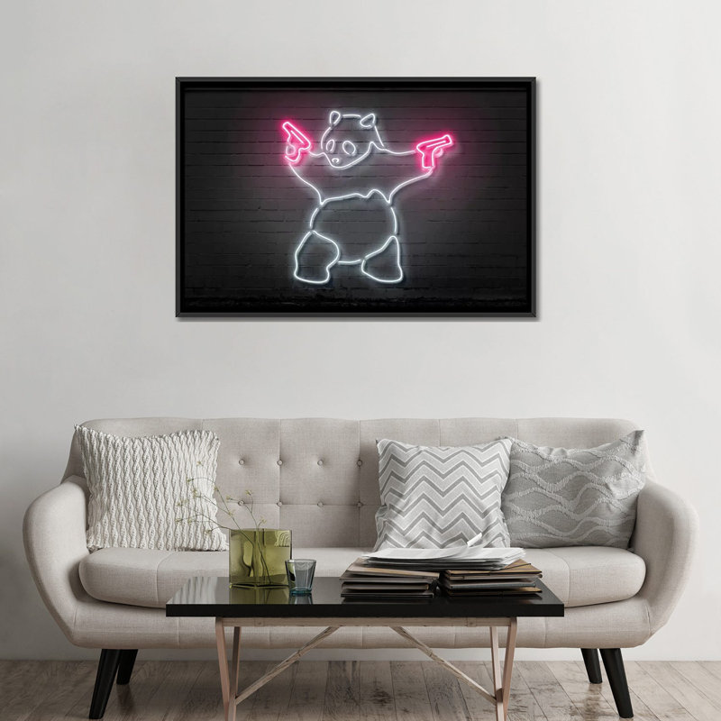 «Panda with Guns», impression sur toile, Toile encadrée noire, H 32 po x l 48 po x P 1,5 po, Pas de tapis