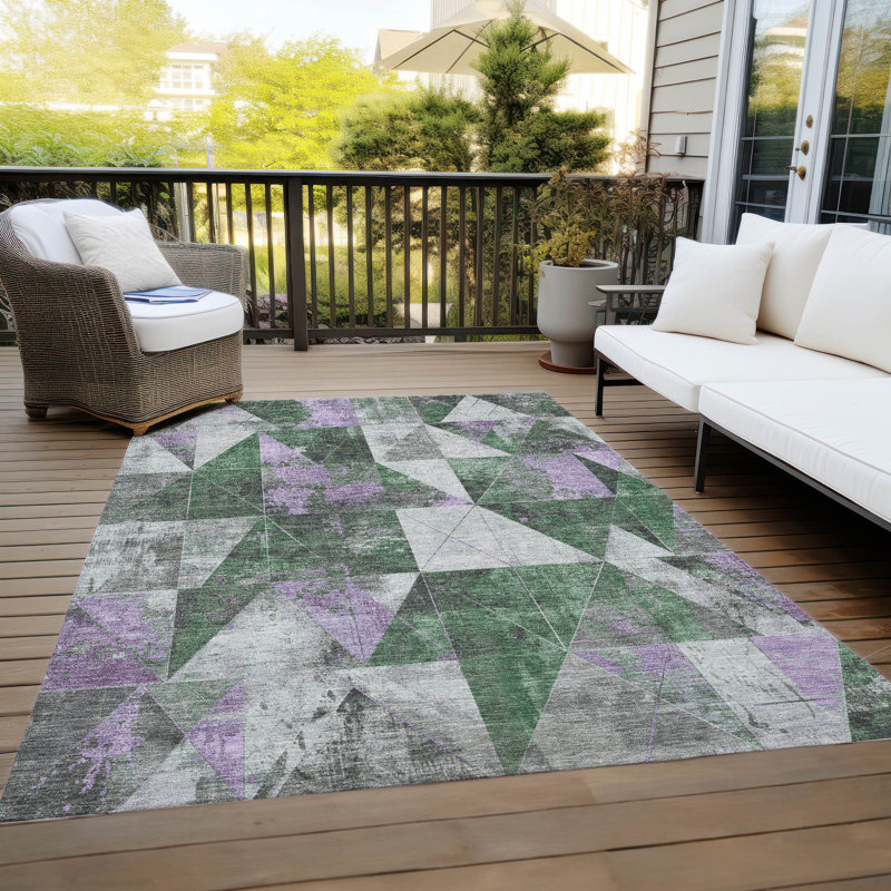 Machine Washable Indoor/Outdoor Xhevrie Emerald Rug, Rectangle 10' x 14'