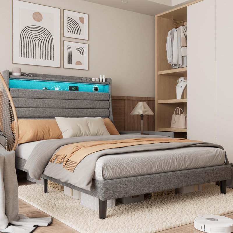 Lit plateforme à DEL avec tête de lit tapissier à 2 niveaux, Gris, Grand lit