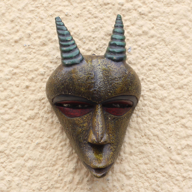 Décoration murale masque de chèvre