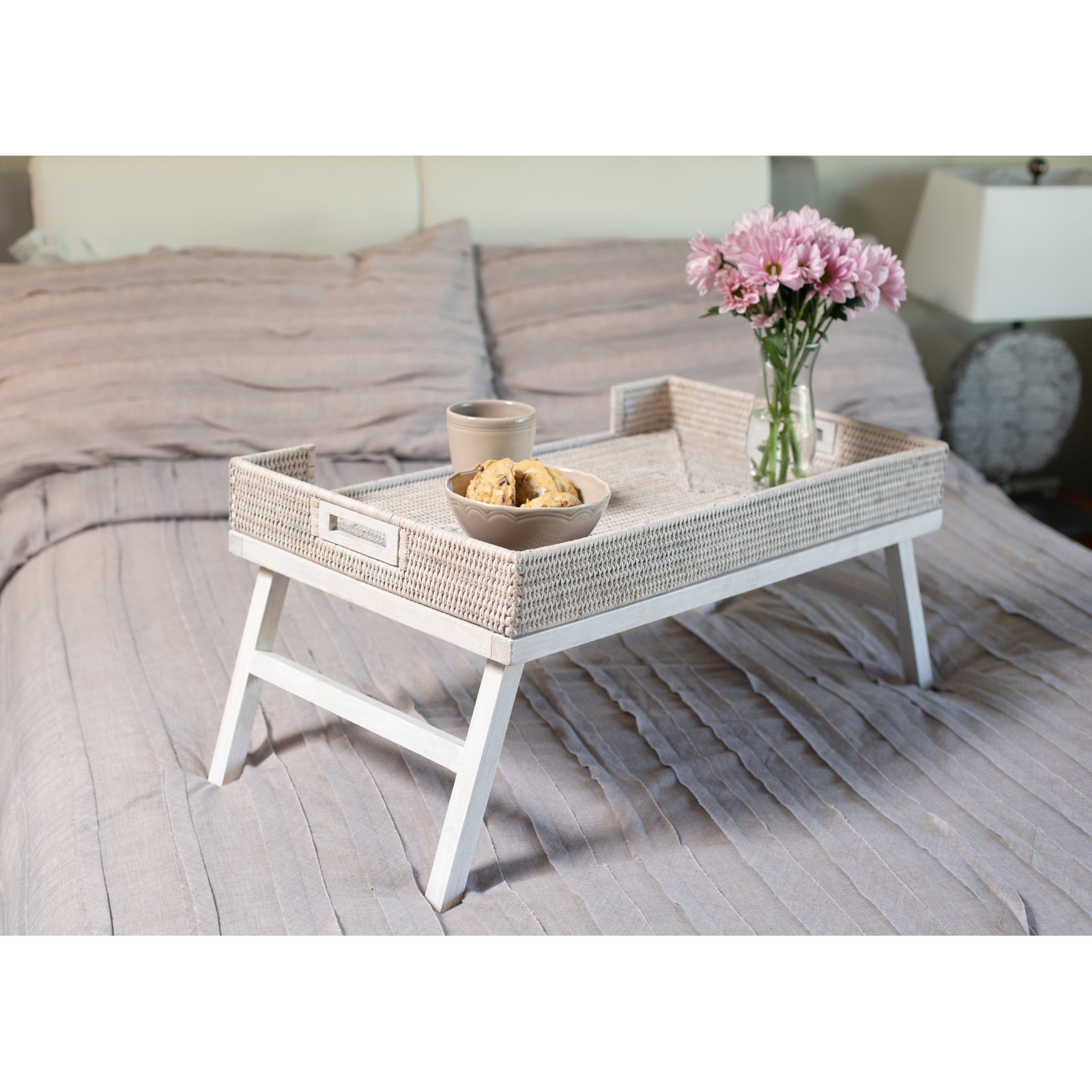 Dorado Tray table, White Wash