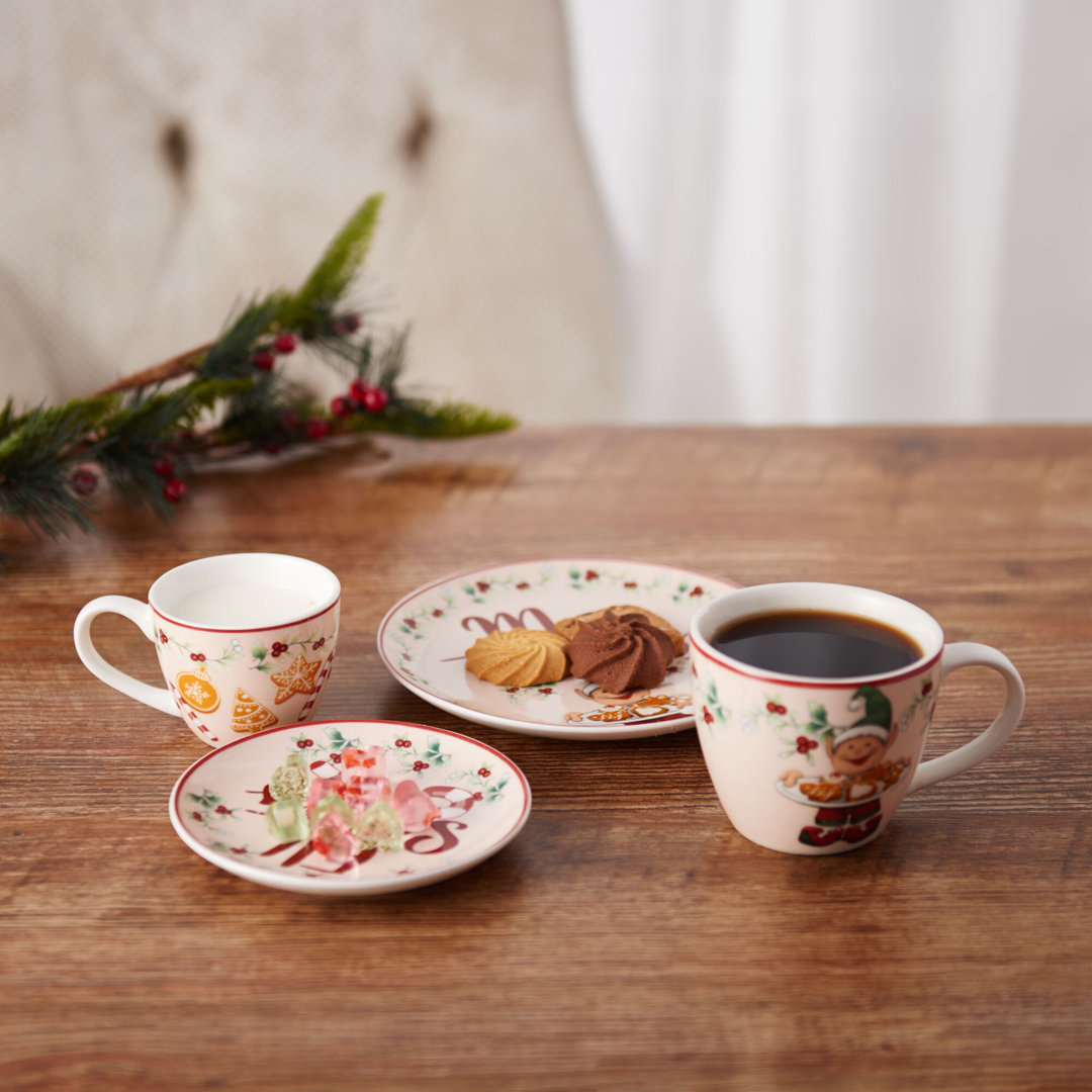 Pfaltzgraff Winterberry 'Elf and Me' 4-Piece Holiday Mug and Treat Plate Gift Set Pfaltzgraff