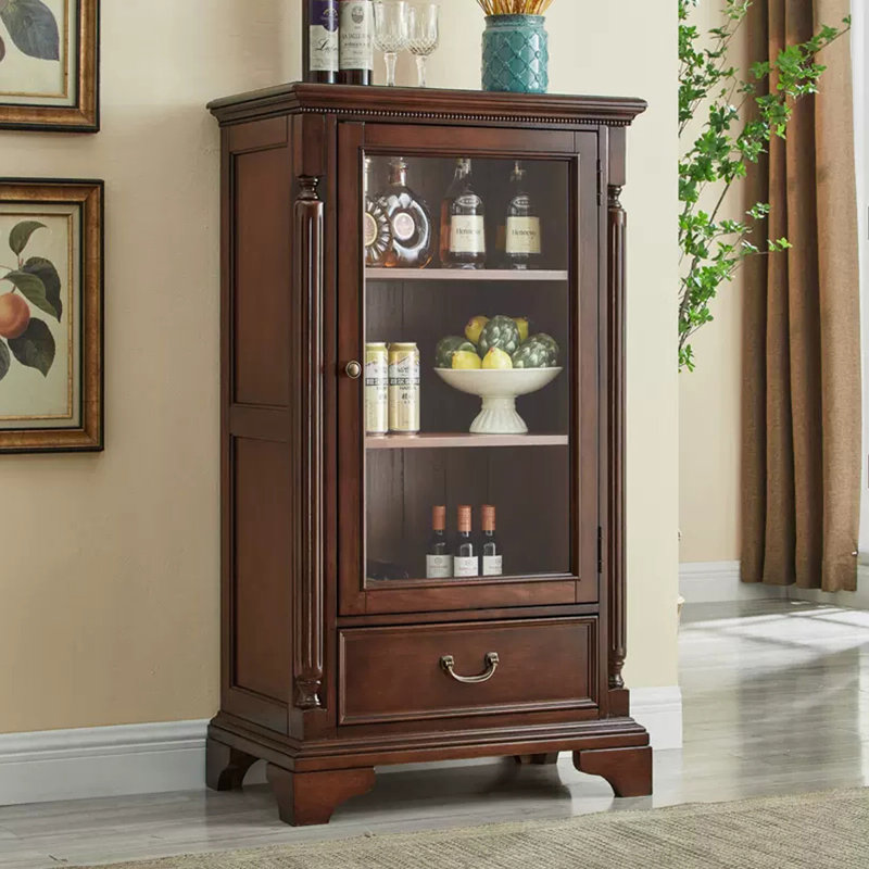 Vitrines en bois massif marron et verre
