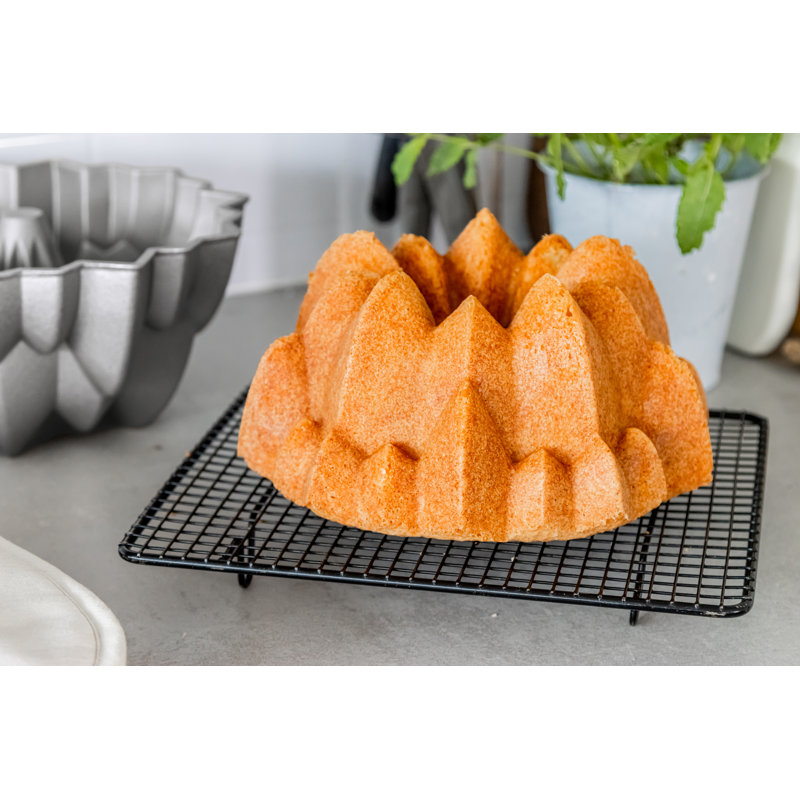 MasterClass Fluted Cake Pan