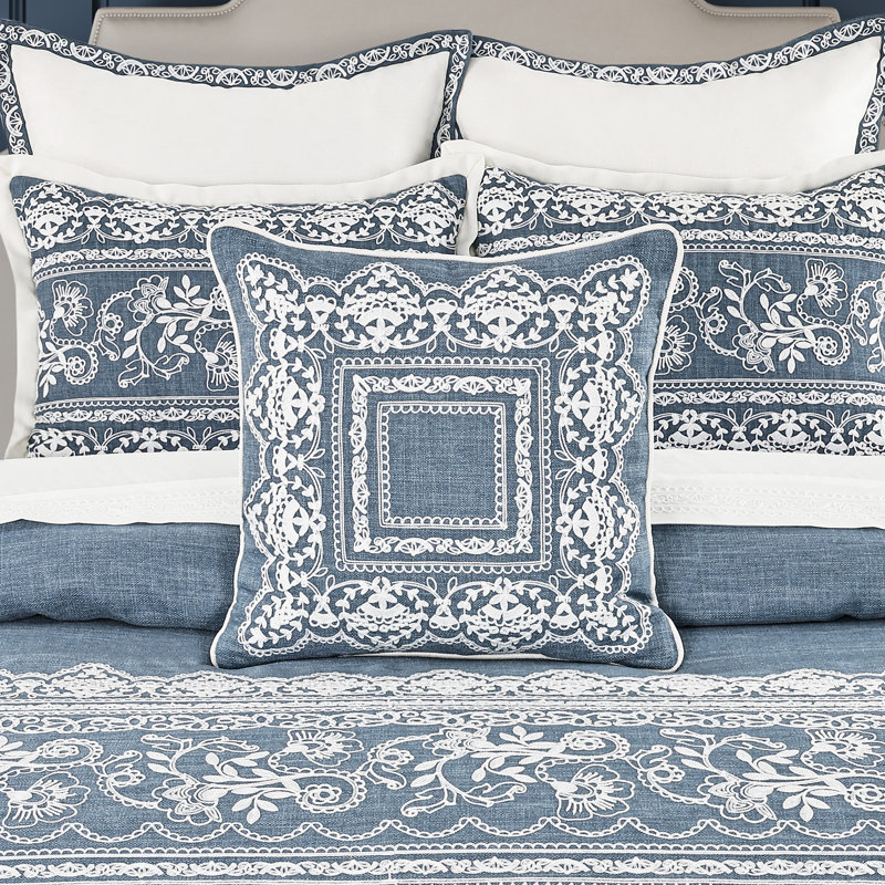 Coussin décoratif carré 18 po CHANTALEE