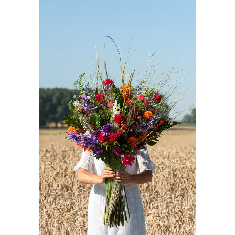 Mum Arrangement, Red