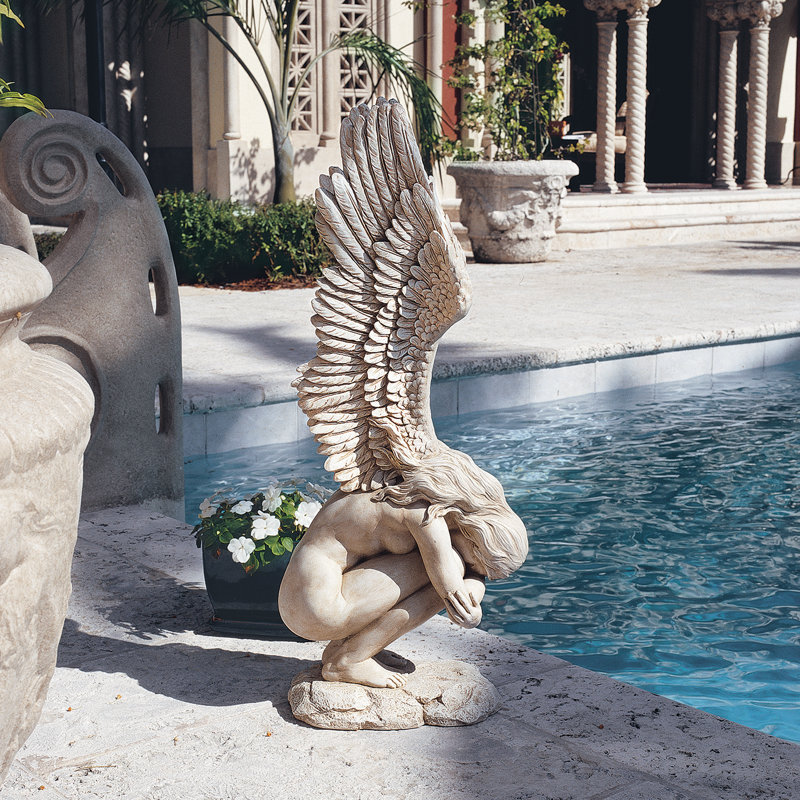 Statue souvenir et rédemption de l'ange, H 30 po x l 11 po x P 13 po