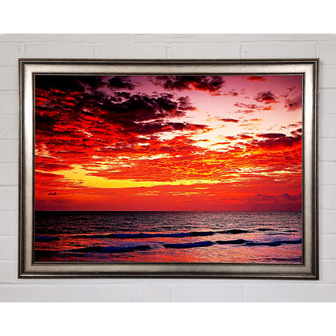 Gerahmtes Leinwandbild Lava Red Ocean Skies