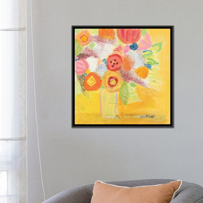 «Misty Yellow Floral» par Farida Zaman - Estampe numérique sur toile tendue avec châssis
