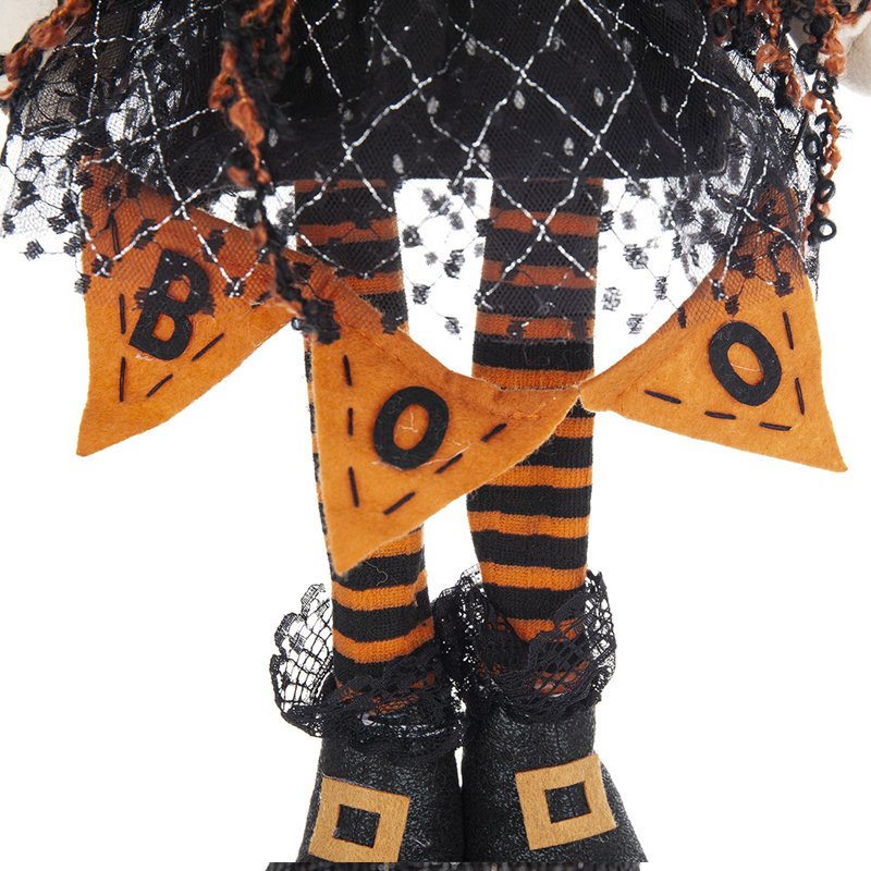 Assortiment de décorations d'Halloween - fantaisiste et fantaisiste pour l'intérieur et l'extérieur