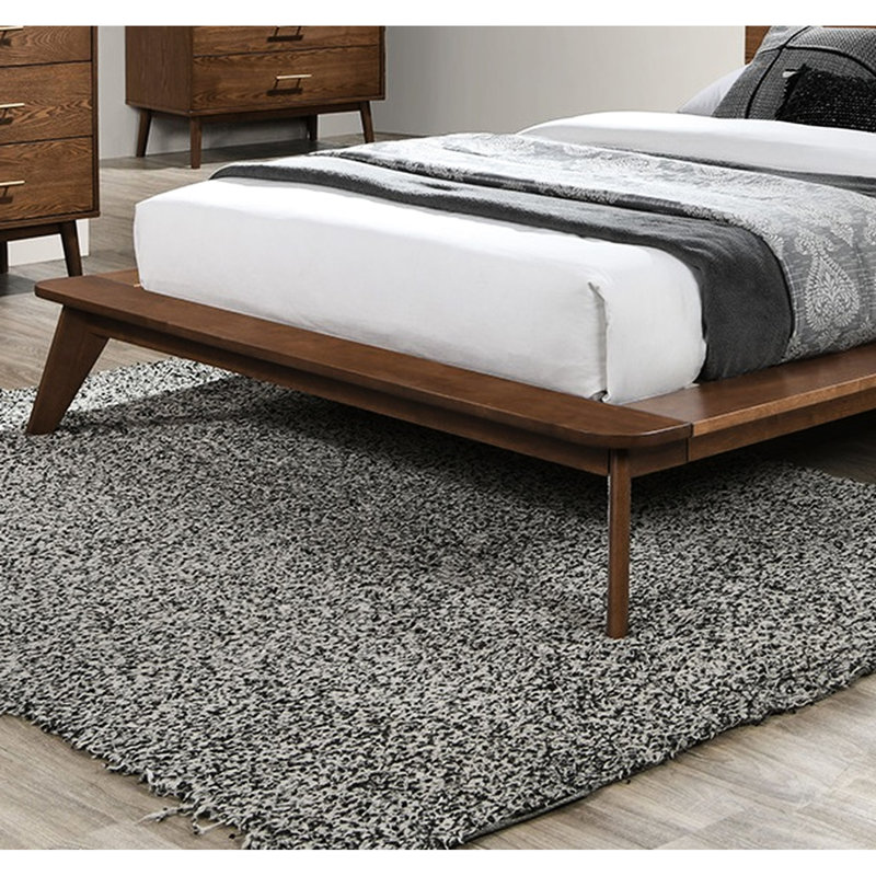 Lit en noyer massif de style Mid-Century moderne Eastern King, Très grand lit