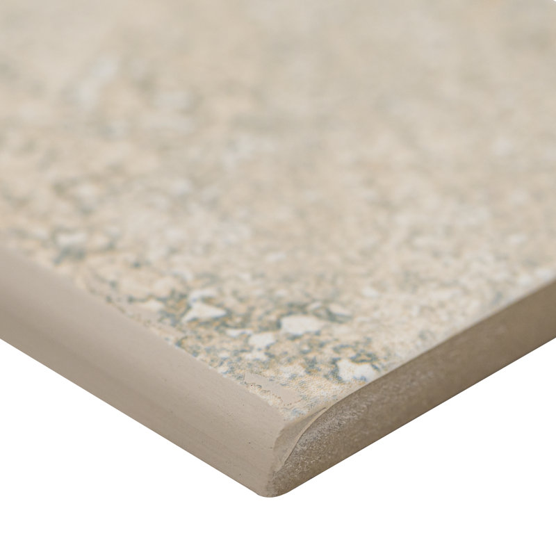 Carreau de faïence en porcelaine mat 3 po x 12 po Central, Corniche