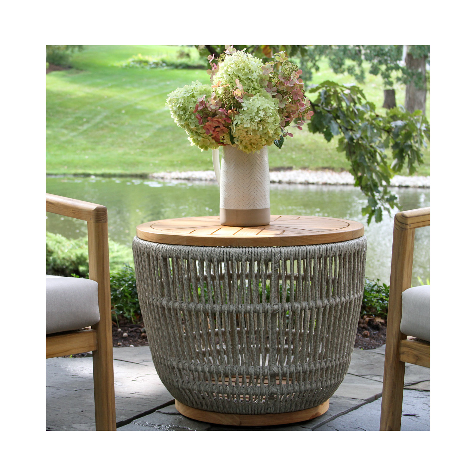 Fiore 24'' Outdoor Side Table