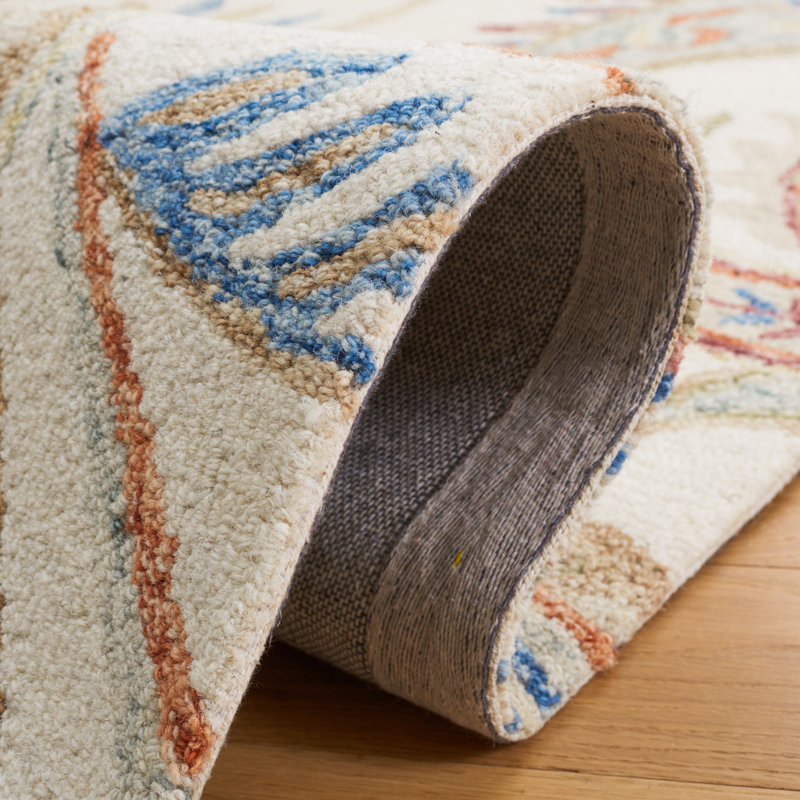 Runner Alben Paisley Handmade Tufted Wool/Cotton Area Rug in Ivory/Rust, Runner 2'3" x 8'