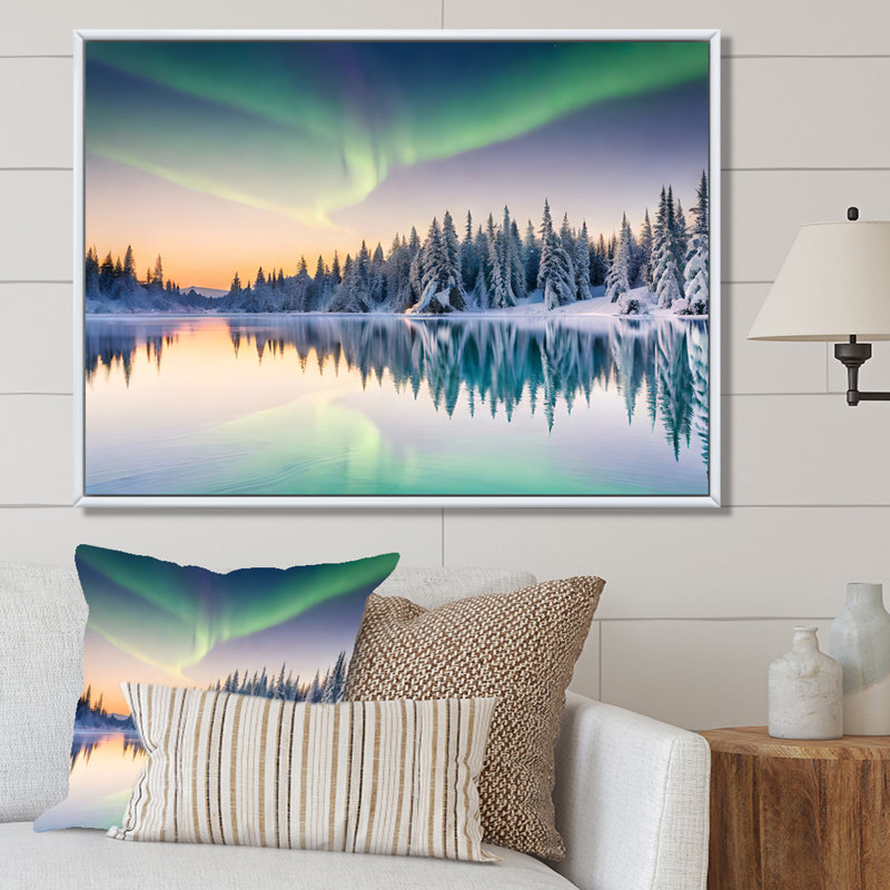 Alaska Northern Light sur impression sur toile, H 16 po x l 32 po x P 1 po, Toile blanche