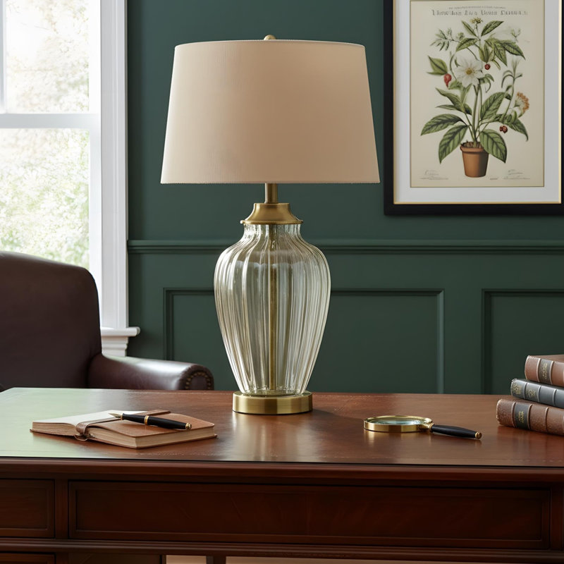 Grande lampe de table en verre 28,5 po «Golden Gaze» avec finition bronze antique, abat-jour en lin