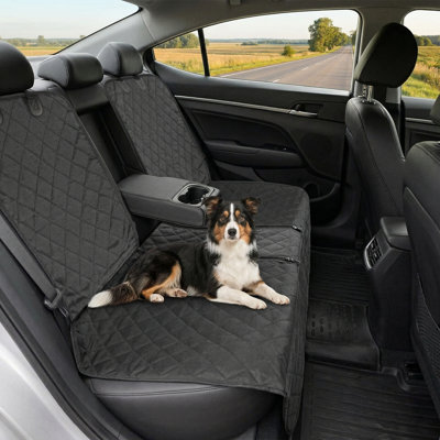 Housse de siÃ¨ge pour le compartiment arriÃ¨re destinÃ©e aux chiens, conÃ§ue pour les banquettes rabattables 60/40 des voitures familiales, des VUS compacts et des vÃ©hicules utilitaires multisegments ; dimensions standard : 135 cm de largeur.