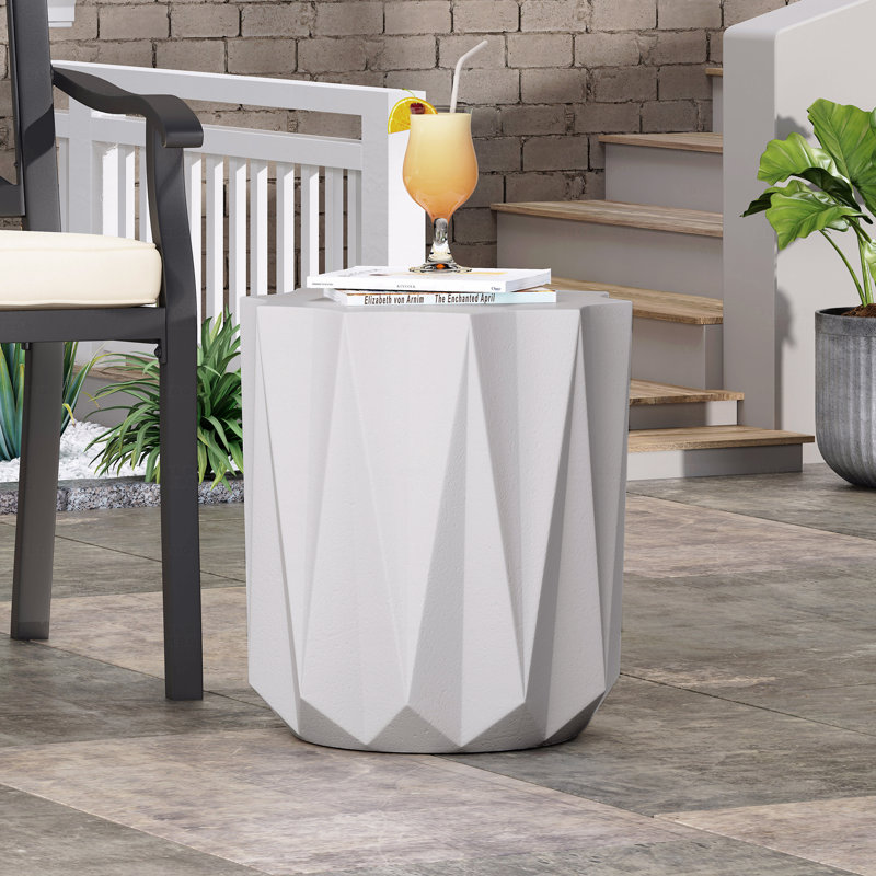 Table d'appoint d'extérieur en béton léger