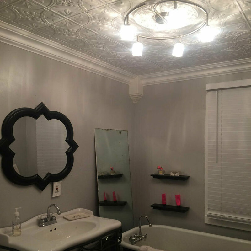 Mini White Crown Molding Inside Corner Block - Pack of 4